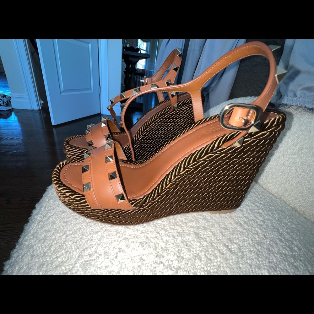 Valentino wedges